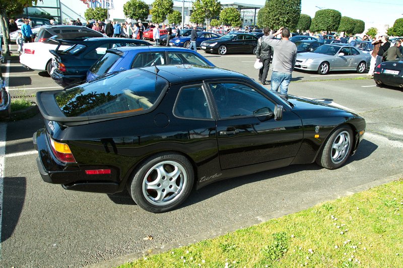 10-Porsche 944_04.jpg